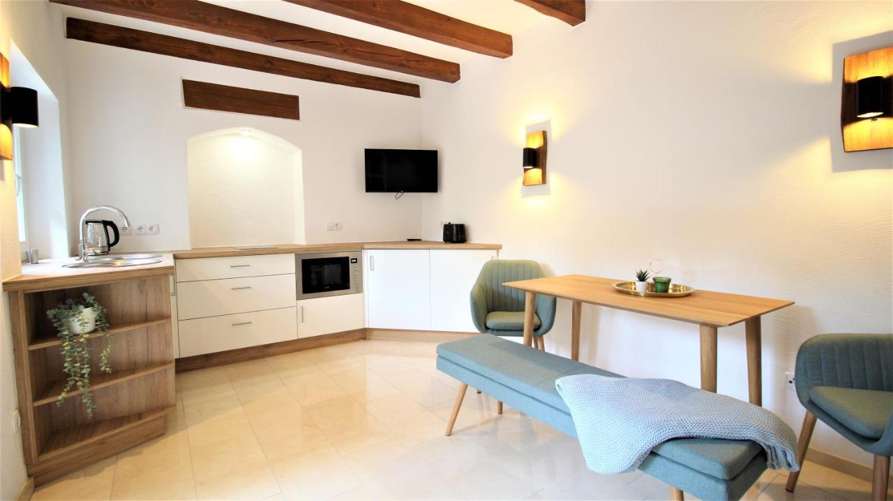 Idyllic Setting In Center - Bright & Modern Appartement *