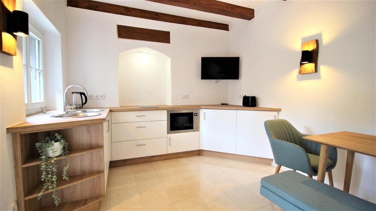 Appartement Idyllic Setting In Center - Bright & Modern *