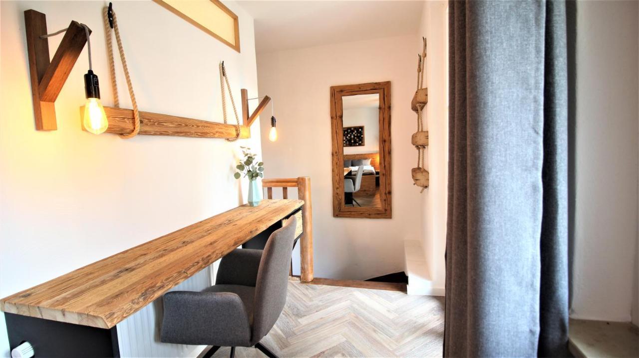 Idyllic Setting In Center - Bright & Modern Appartement Würzburg
