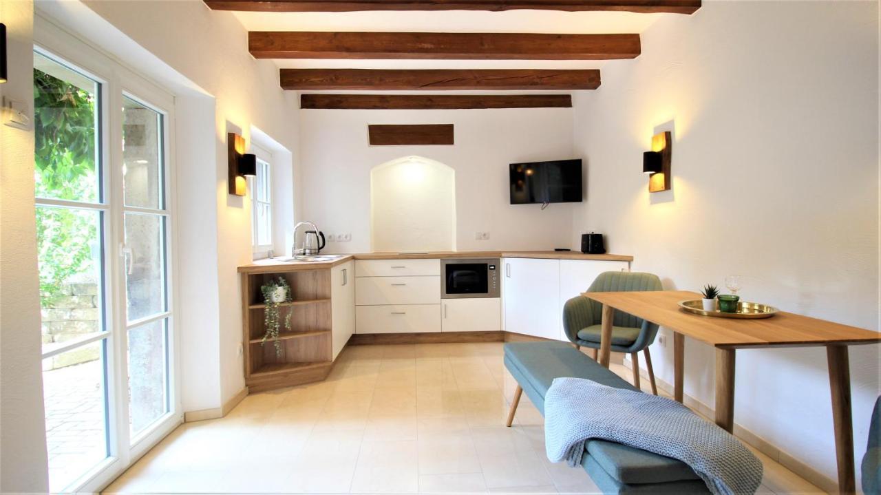Idyllic Setting In Center - Bright & Modern Appartement Würzburg