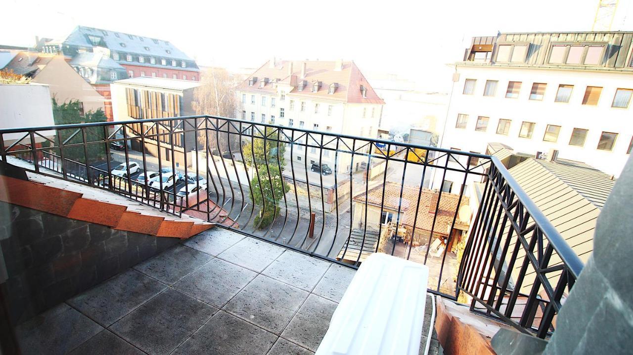 Idyllic Setting In Center - Bright & Modern Appartement